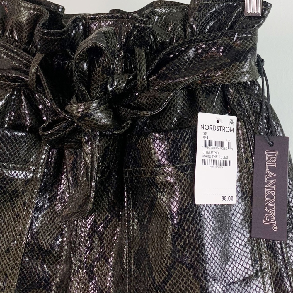 NWT Blank NYC Faux Snakeskin Paperbag Belted Shorts Make the Rules - Picture 6 of 7